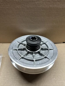 Secondary Driven Clutch CVT Pulley 21400 For HiSUN HS800 UTV MSU Bennche Spire - Picture 1 of 7