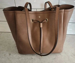 Bolso de Hombro Grande 10" Cuero Tostado Guijarro Herrajes Dorados Liz Claiborne Nuevo - Imagen 1 de 14