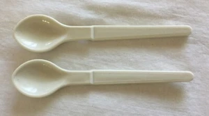 Par de cucharas de repuesto individuales Tupperware #1208 para bebé/colgar - almendra - Imagen 1 de 4