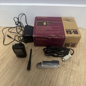 Transceptor compacto de doble banda Yaesu VX-1R VX-1 144/430 MHz y cargador 2 baterías - Imagen 1 de 16