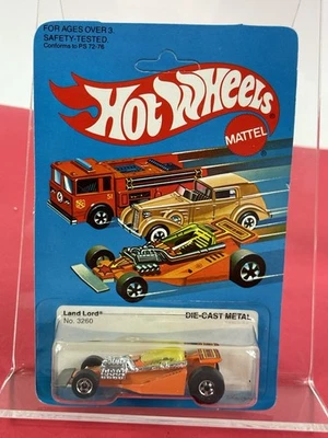 Tarjeta azul Hot Wheels 1982 Land Lord #3260 con estuche protector Foto 1 de 4