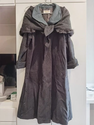 Abrigo de invierno de lana de diseñador vintage de los años 70-80 con capa desmontable - IT 42 / FR Foto 1 de 4