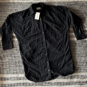 Camiseta Universal Thread Talla XS Negra Drews NUEVA CON ETIQUETAS (falta botón) - Imagen 1 de 6