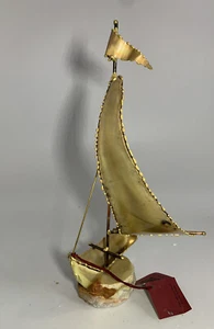 Escultura de metal de latón velero base de piedra The Metal Man firmado - 12" de alto - Imagen 1 de 6