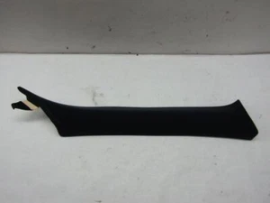 Infiniti FX45 2003 - moldura de un pilar para pasajeros - Imagen 1 de 4