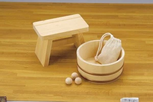 Free Express Yamaco Hinoki Bath Stool & Washbowl Set Japanese Onsen Spa Wood New - Picture 1 of 2