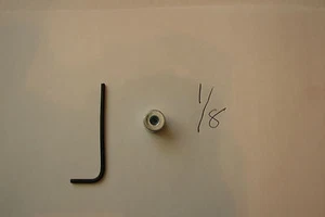 1/8" shaft locking collars w/set screw and allen wrench w/first collar - Picture 1 of 1