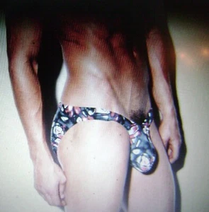 A VINTAGE, NOS, N2N MAVERICK BIKINI, IN RARE BLACK PRINT, SIZE LARGE, W,/ C RING - Picture 1 of 10