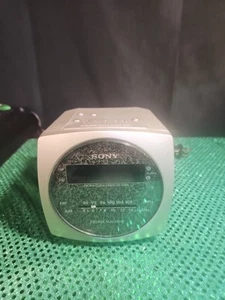 Sony ICF-C160 Dream Machine Cube AM/FM Digital Clock Radio Alarm Silver 1990s@G - Picture 1 of 12
