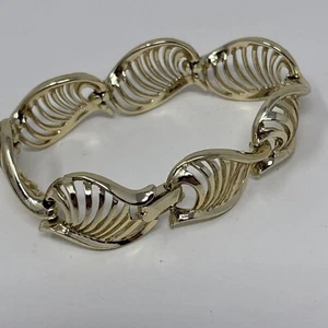 Vtg Lisner Chucky Bracelet Gold Tone 7” - Picture 1 of 4