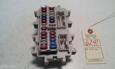2006 Nissan Altima Under Dash Fuse Box OEM 0087 ZB00A #6241 - Image 1 of 4