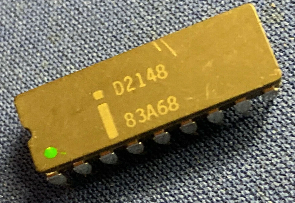 D2148 2148J INTEL 18-PIN CERDIP RAM RARE VINTAGE COLLECTIBLE LAST ONE QTY-1 - Image 1 of 1