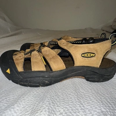Keen Newport Brown Leather Waterproof Sandals Hiking Womens Size 6 - Image 1 of 4