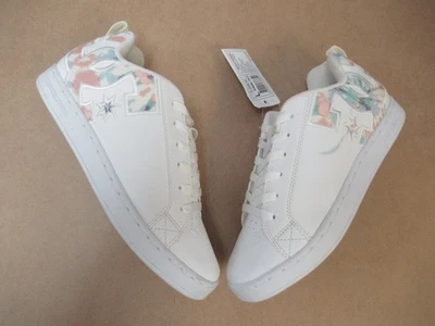 DC Shoes Court Graffik Womens Size 7 White Skateboard - Image 1 of 4