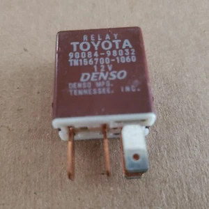 Denso 90987-04004 90084-98032 For Toyota Tacoma 4Runner Lexus Scion LX470 - Picture 1 of 3
