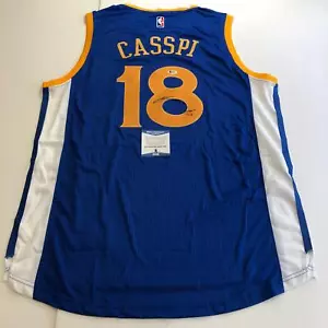Camiseta firmada por Omri Casspi BAS Beckett Golden State Warriors autografiada - Imagen 1 de 3