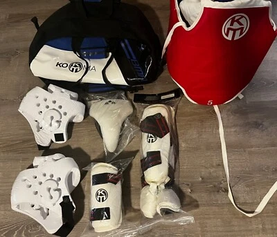 Taekwondo Set of Sparring Gear With Gear Bag- Head, Groin, Forearm, Shin, Body - Image 1 of 4