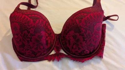 Sujetador LA SENZA So Free Talla 36C Rojo Borgoña Encaje Push Up Con Aros Foto 1 de 4