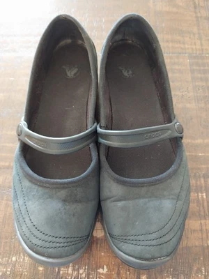 Crocs Wrapped Mary Jane Shoes Womens Black 8 Wide Slides - Image 1 of 4