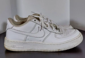 Nike Air Force 1 Low Triple White 314192-117 taglia 6 anni donna 7,5 - Foto 1 di 7