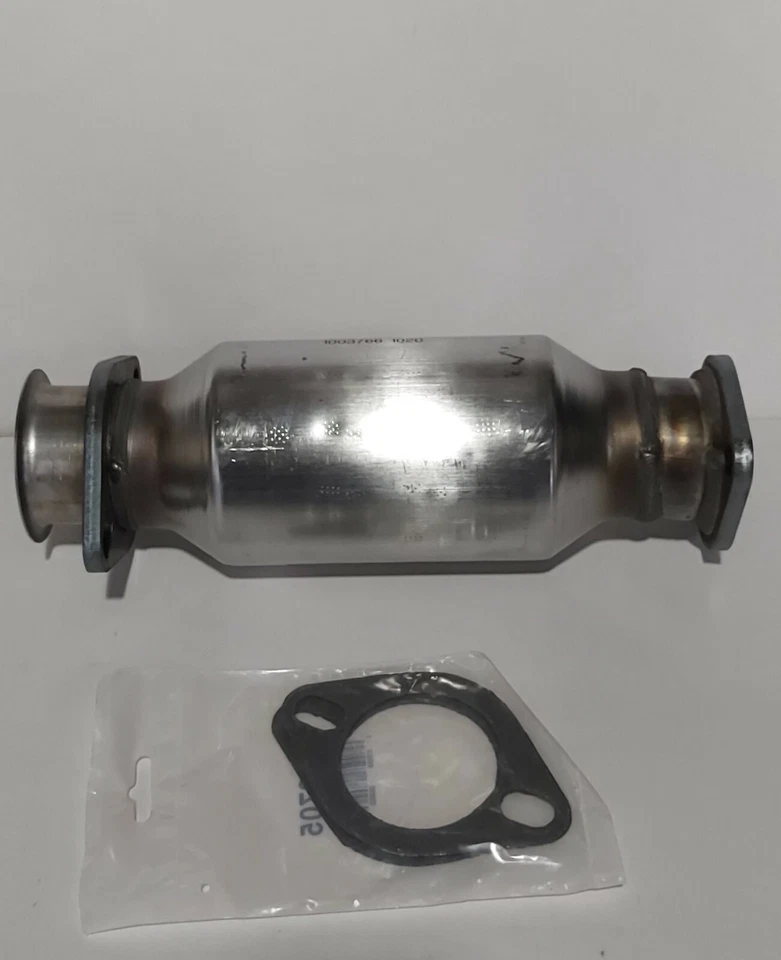 1989 1990 1991 1992 Toyota Cressida 3.0L L6 Catalytic Converter - Image 1 of 3