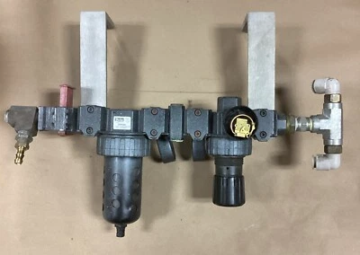 PARKER 07F42AC PNEUMATIC FILTER HOUSING, 07R318AC * See Photos* D9 - Image 1 of 4