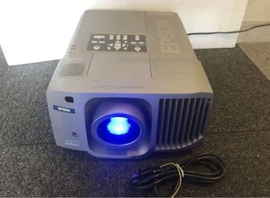 Epson Emp-8300 Projector 5200 Lumens High Brightness Lcd Projector Presentation - Picture 1 of 6