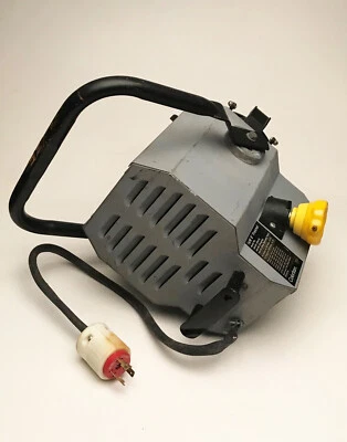 6" Colortran Stage light (fresnel) with Barn Doors - Image 1 of 4