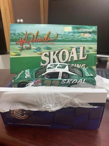 1999 Ken Schrader #33 Green Skoal ~ Action 1/24 Scale Diecast with Display Stand - Picture 1 of 1