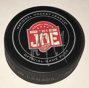 PAUL COFFEY Signed DETROIT RED WINGS OFFICIAL GAME PUCK "THE JOE" - w/COA HOFer - Picture 1 of 1