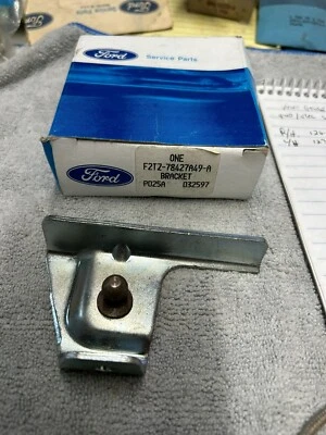 1992 - 2001 FORD NOS EXPLORER ЗАДНИЙ ЛЮК ВСПОМОГАТЕЛЬНЫЙ КРОНШТЕЙН ЛЕВАЯ СТОРОНА - Изображение 1 из 2