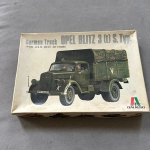 Vintage Italeri Opel Blitz 3(t) S. 1:35 Scale German Truck Model Kit No 216 - Bild 1 von 2