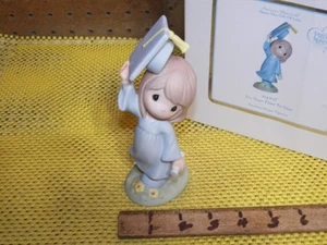2011 PRECIOUS MOMENTS Porcelain Figurine “It's Your Time To Soar” #114037 w/ Box - Picture 1 of 6