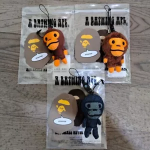 A BATHING APE Baby Milo Store Peluche Bambola Portachiavi Ciondolo Accessori - Foto 1 di 11