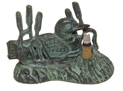 Quemador de incienso Paine's Stick latón 3D Loon verdegris pájaro pato cola de gato Foto 1 de 4