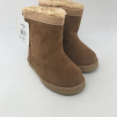 Botas planas Western Chief informales de caña baja marrón cacahuete Makena talla 12 para niñas Foto 1 de 4