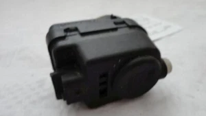 Regulación del alcance de la luz del motor PEUGEOT 206 XS - Imagen 1 de 4