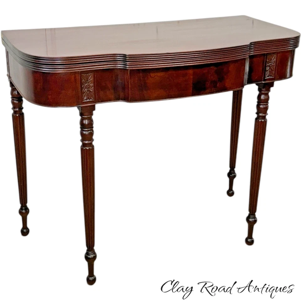 antigua consola estilo federal caoba mesa de pasillo arco frontal tarjeta de juego Foto 1 de 4