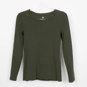 Camiseta básica Uniqlo manga larga verde oliva cuello redondo talla M - Imagen 1 de 11