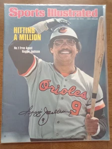 Reggie Jackson orioles Signed Sports Illustrated 8/30/76  - Picture 1 of 1