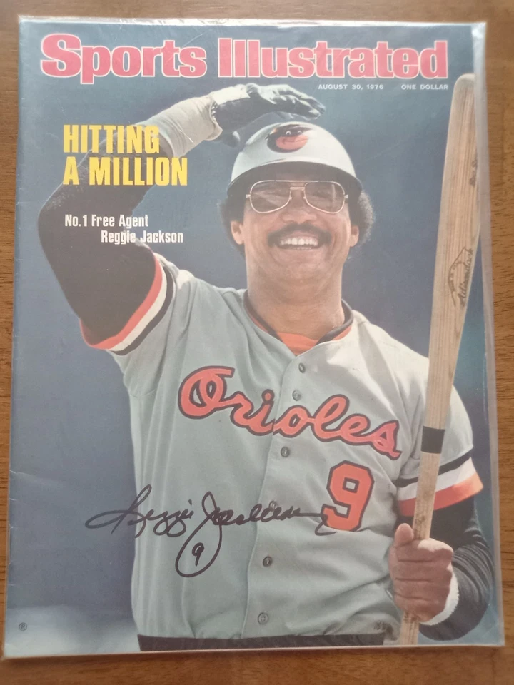 Reggie Jackson orioles Signed Sports Illustrated 8/30/76  - Image 1 of 1