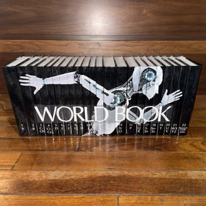 2018 World Book Encyclopedia complete set!! PRISTINE!! SPINESCAPE!! FREE SHIP!! - Picture 1 of 9