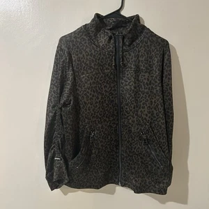 Democracy Women’s Jacket M Leopard Black Brown Zip Up Adjustable Sleeves Bomber - Picture 1 of 9