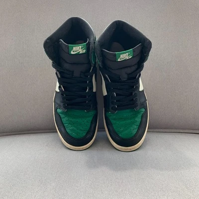 Air Jordan 1 Retro Alto OG Verde Pino EE. UU. 10,5 / Reino Unido 9,5 / UE 44,5 2018 555088302 Foto 1 de 4