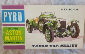 Vintage 1966 Pyro Les Mans Aston Martin International Speedster 1/32 Model Kit - Picture 1 of 7