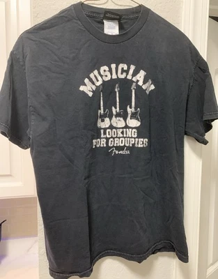 Vintage “Musician Looking For Groupies” Fender T Shirt Mens Size XL - Image 1 of 4