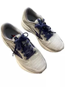 Brooks Adrenaline GTS 22 Women's 7 Gray Athletic Running Walking Shoes - Picture 1 of 17