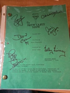 1998 Drew Carey Show Script Signed Drew Care, Kathy Kinney, Craig Ferguson etc - Picture 1 of 2