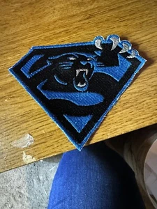 Parche de hierro de los Carolina Panthers de 5 pulgadas de fútbol americano de la NFL - Imagen 1 de 1