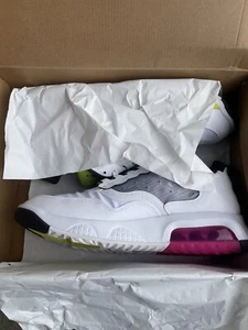 NIB Men’s Jordan Air Max 200 White Black Vibrant Fuchsia Sz 11 - Picture 1 of 6